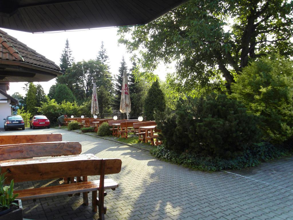 Penzion A Restaurace U Veterana Frenštát pod Radhoštěm エクステリア 写真